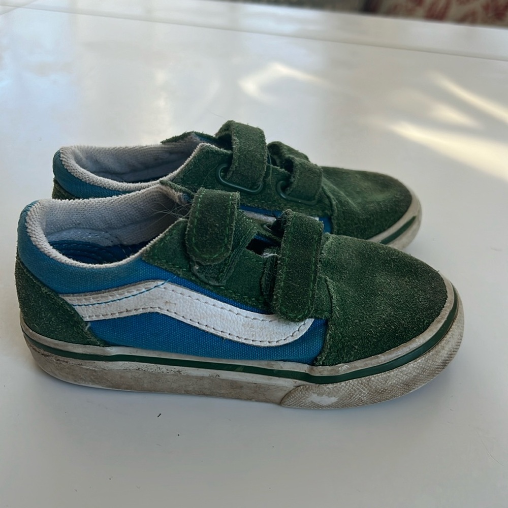 Size 8 green vans